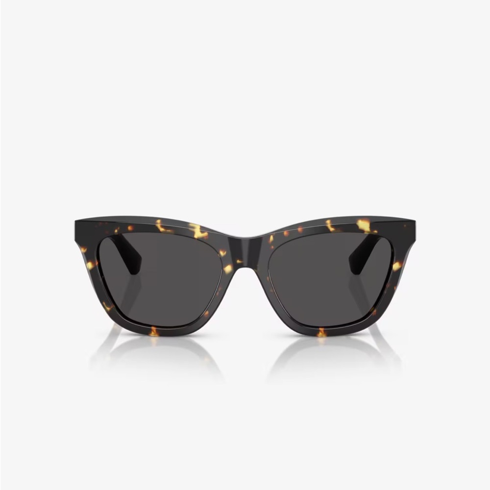 Burberry Tortoiseshell Cat-Eye Sunglasses with Dark Gray Lenses